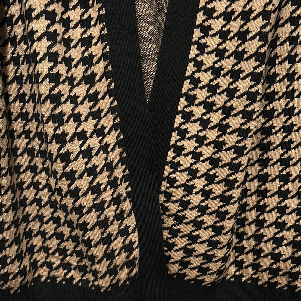 Black/Beige Houndstooth Open-Front Cardigan - Picture 2 of 13